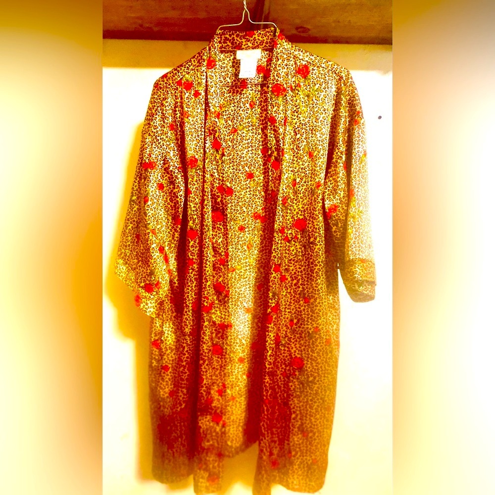 Inner Most 2 piece matching set of robe (wrap) and nightgown, Size M